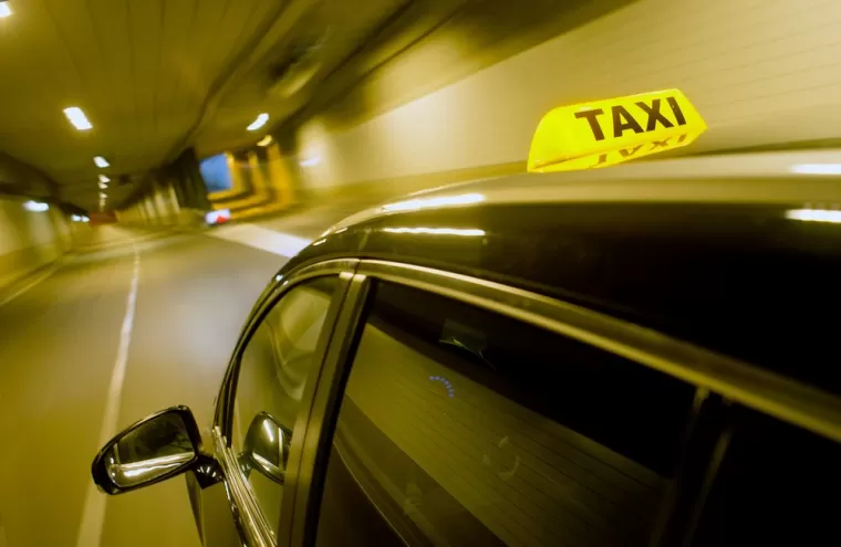 Taxi trajet de nuit, Le Barcarès, BARCATAXIS
